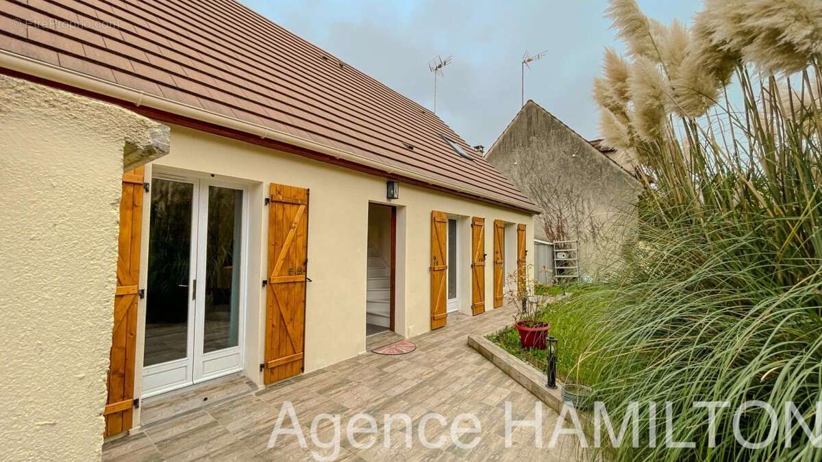 Maison à COMPANS