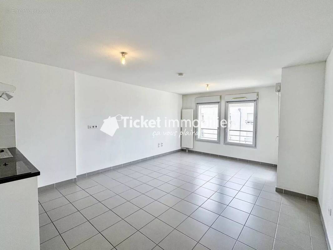 Appartement à CORNEBARRIEU