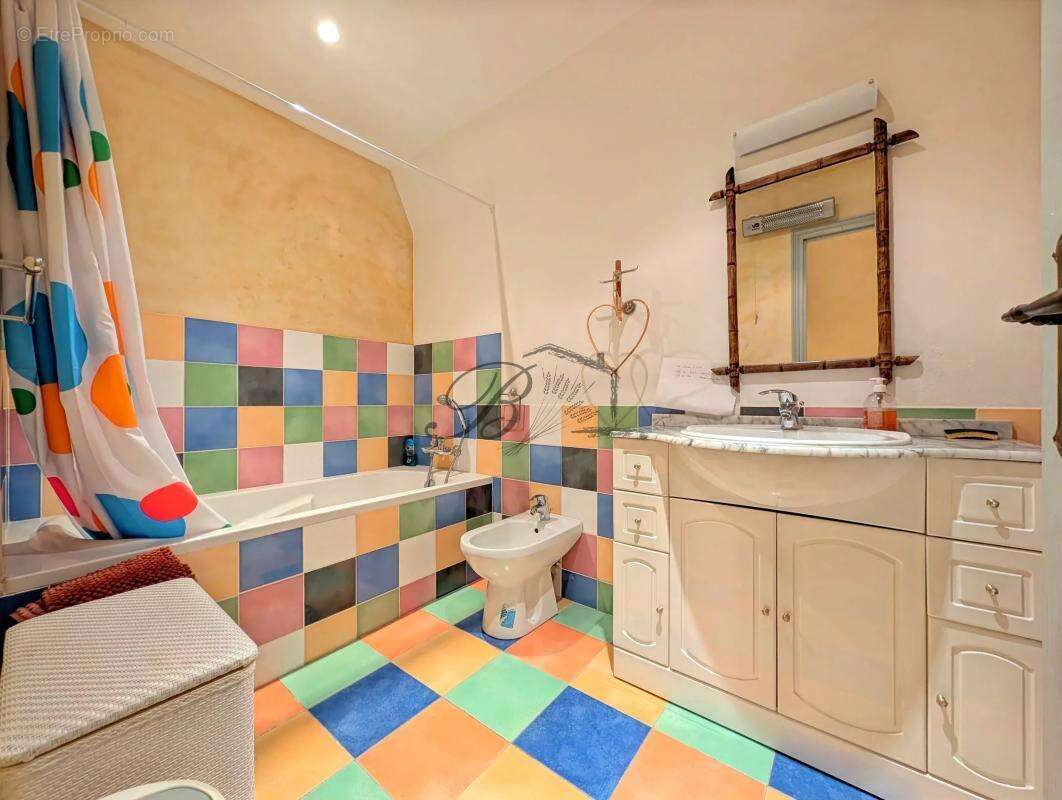 Maison à LA BASTIDONNE