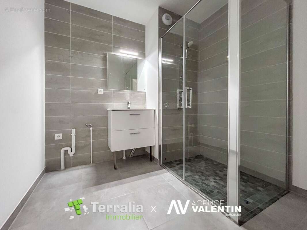 Appartement à NORROY-LE-VENEUR