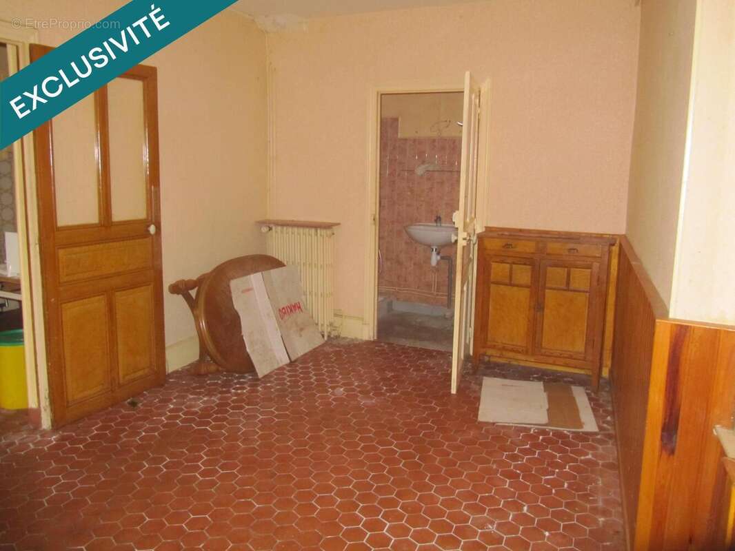 Maison 140 m² à Ris  - photo 2