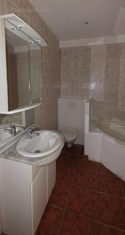 Appartement à MILLAS