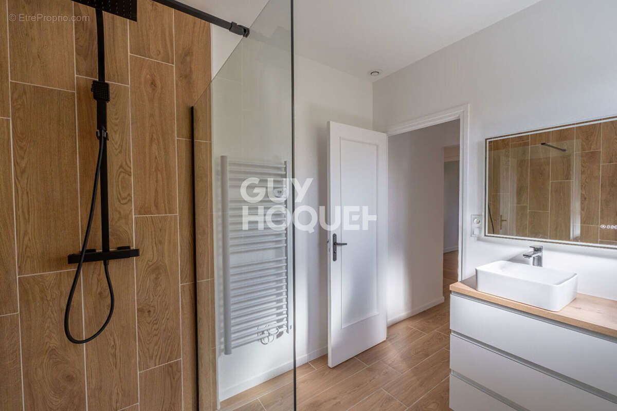 Maison à CLERMONT-FERRAND