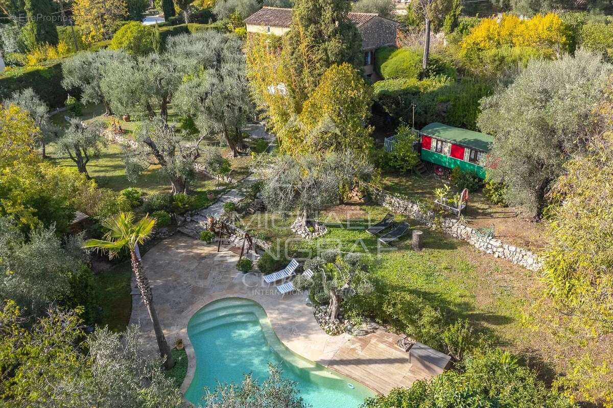 Maison à PEYMEINADE