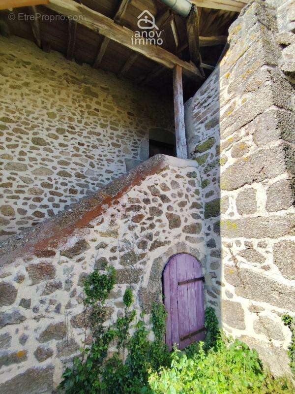 Ensemble immobilier en pierre de taille   Opportunité rare à - photo 2