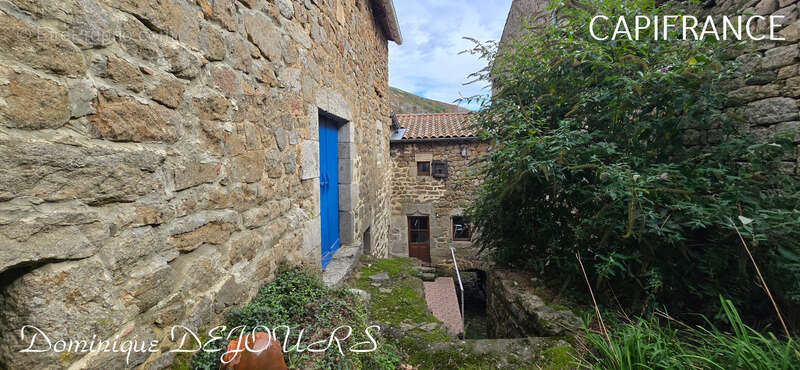 Ardèche, à 5 mn en voiture de St Pierreville au coeur du parc national des Monts d'Ardèche, spacieuse maison de 178m² avec une g - photo 15
