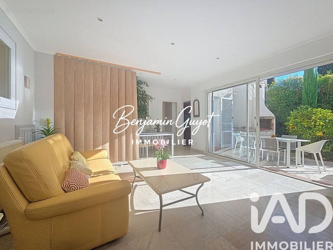 Photo 1 - Maison à CANNES