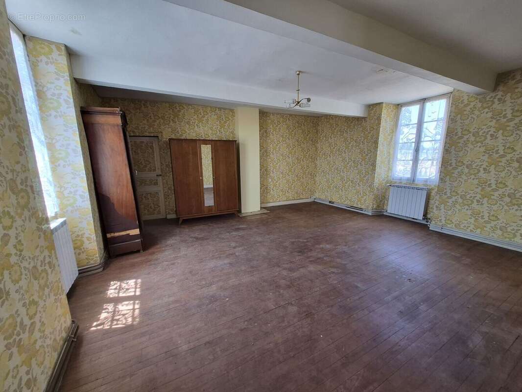 m chambre 2 vi