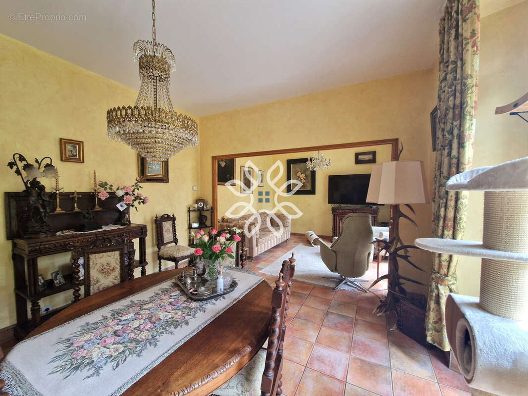 Maison à BOURNONCLE-SAINT-PIERRE
