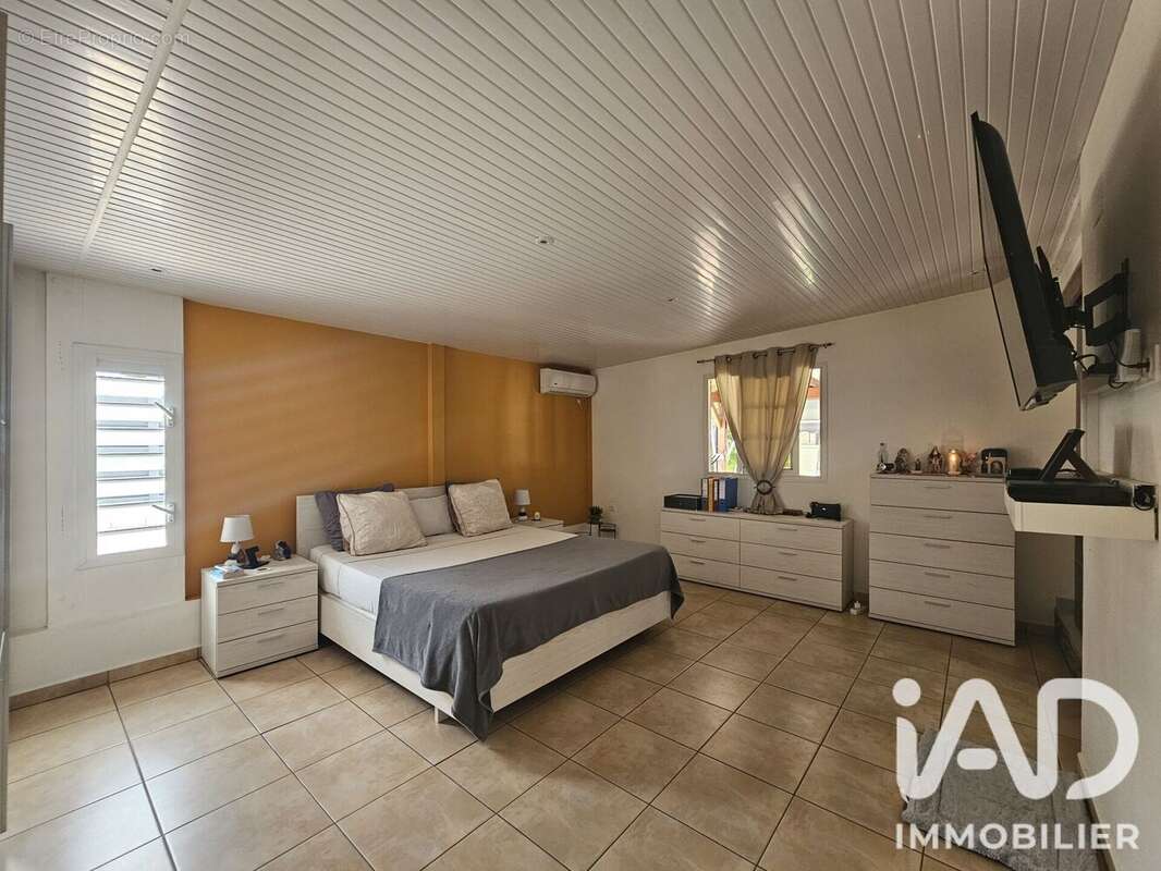 Maison 135 m² à Le Moule  - photo 8