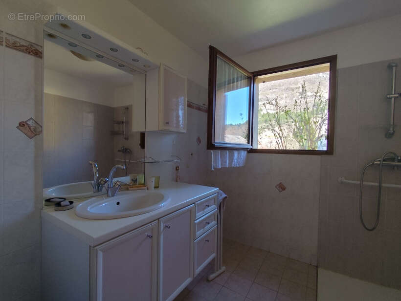 Maison à L'ARGENTIERE-LA-BESSEE