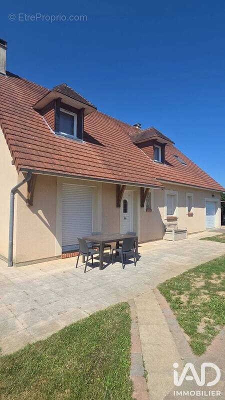 Photo 1 - Maison à SAINT-MACLOU
