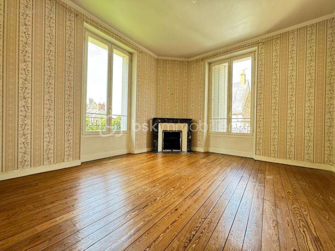 Maison à BOISCOMMUN