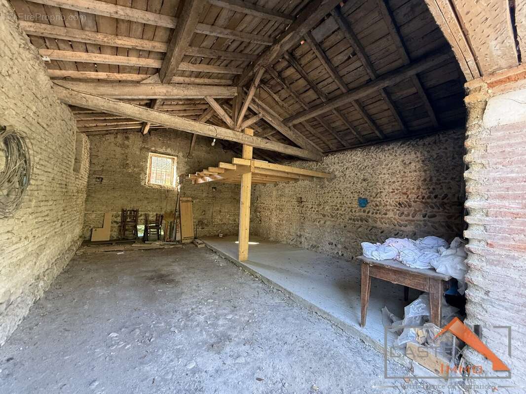 Maison à SAINT-ELIX-LE-CHATEAU