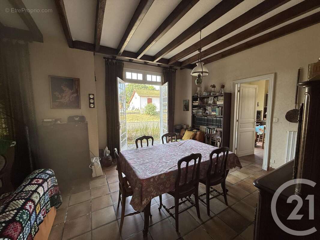 Maison à PONTENX-LES-FORGES