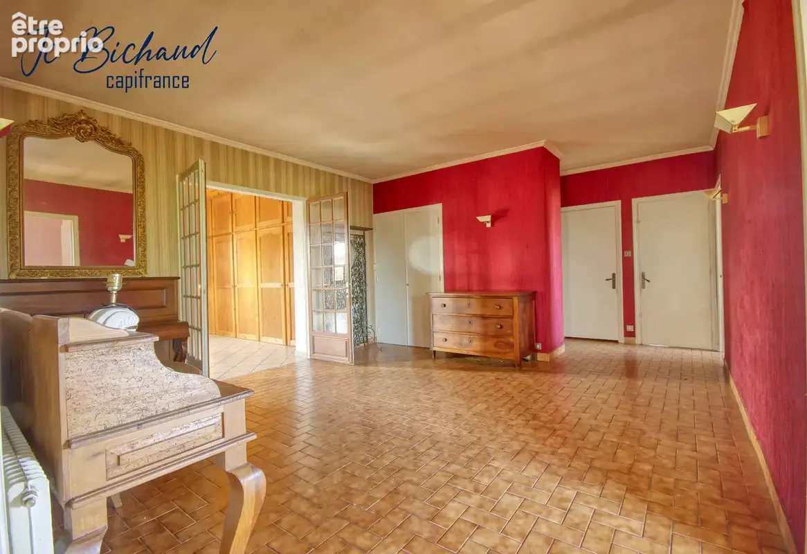 Maison Collonges-au-Mont-d'or de 250m2 + sous-sol de 80m2 - photo 10