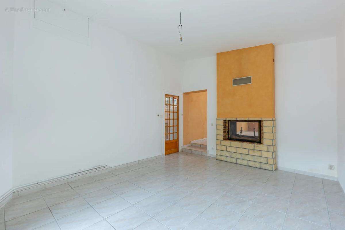 Appartement à LYON-5E