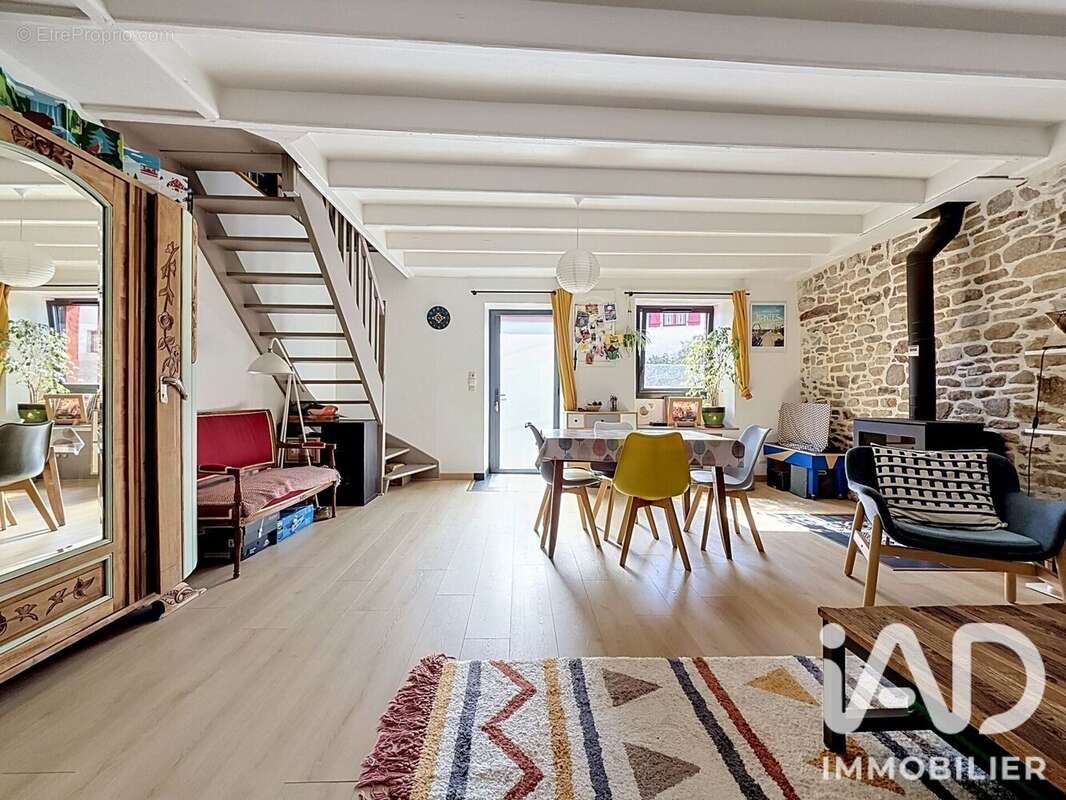 Maison 92 m² à Bouguenais  - photo 4