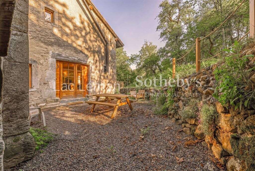 Appartement à HABERE-LULLIN