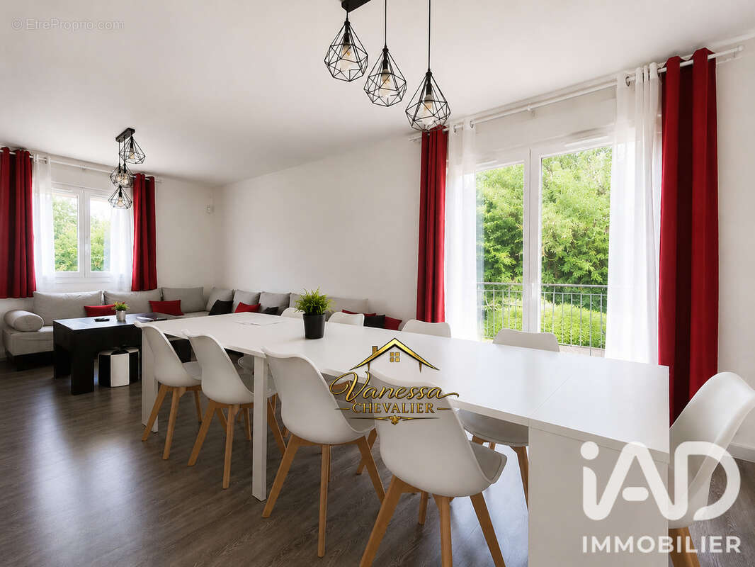 Maison 193 m² à Saint-Pantaleon-Les-Vignes  - photo 3
