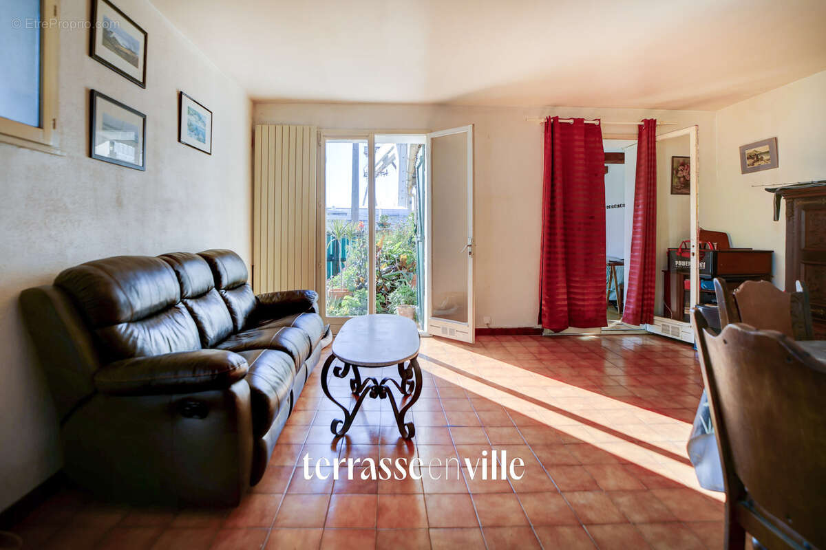 Rare - la ciotat - maison de ville - vue mer - jardin - chantier naval - t4 - photo 7