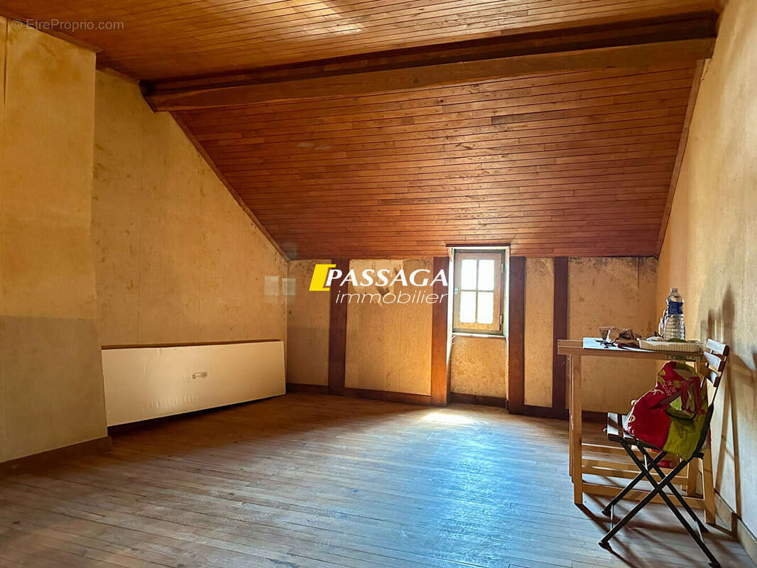 Maison à SEVERAC-LE-CHATEAU