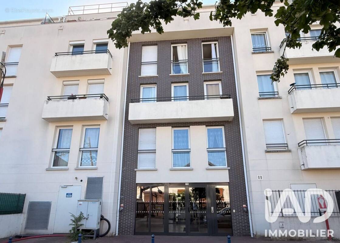 Photo 1 - Appartement à DRANCY