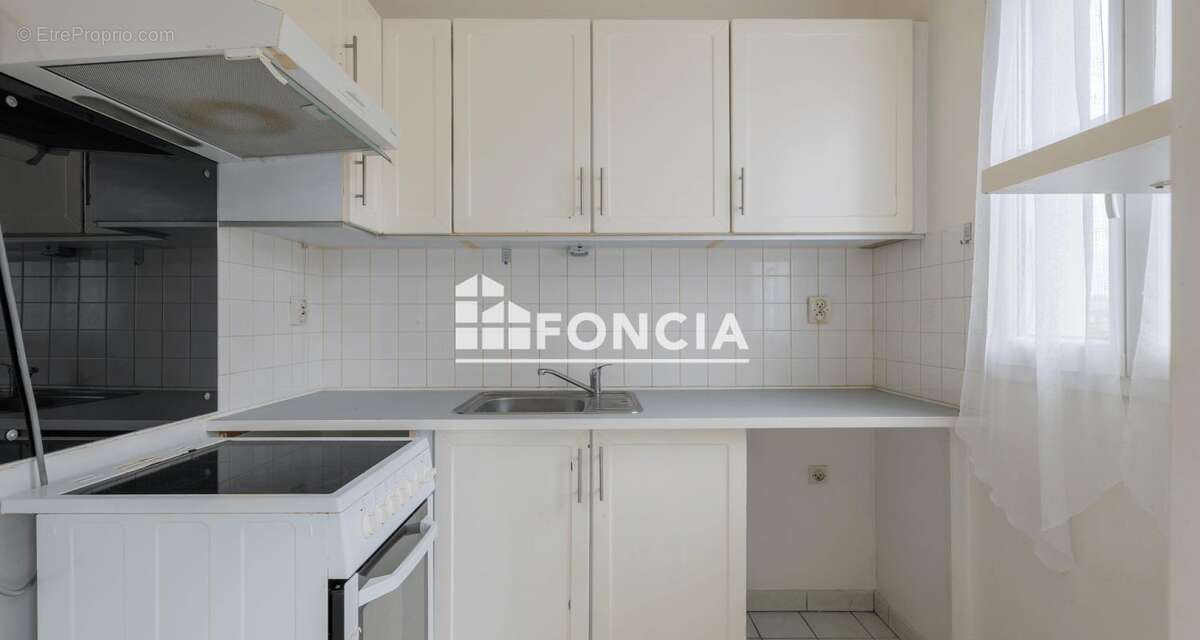 Appartement à BAILLY-ROMAINVILLIERS