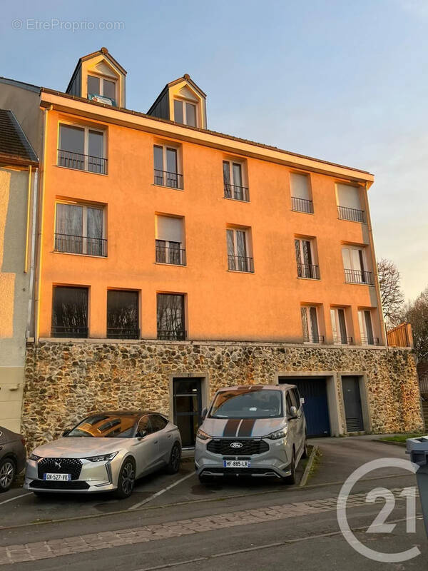 Appartement à DAMMARTIN-EN-GOELE