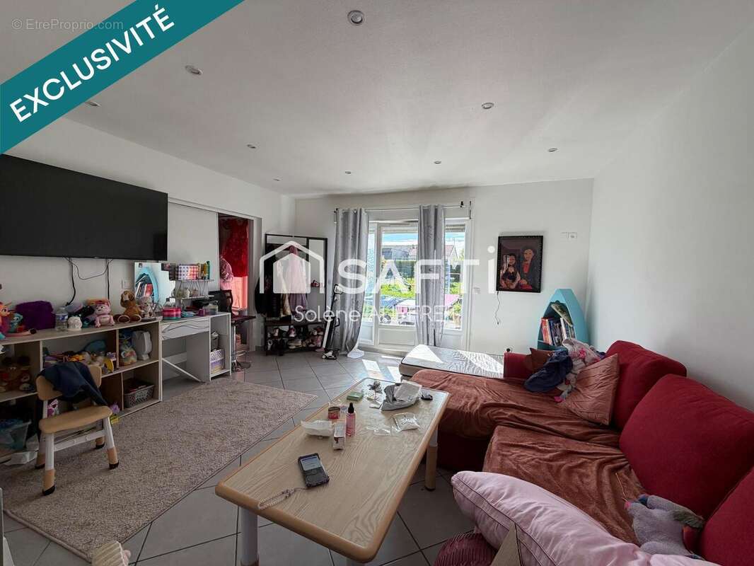Maison 64 m² à Yvecrique  - photo 4