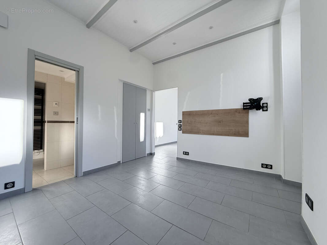 Appartement à SOSPEL