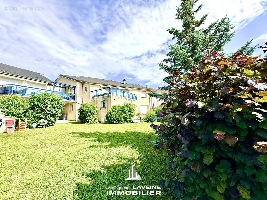 Appartement à SAINT-JULIEN-LES-METZ