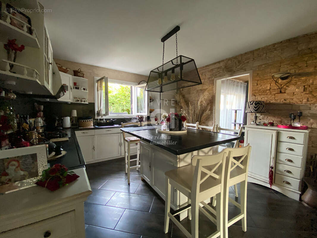 Maison à LA CHEVROLIERE