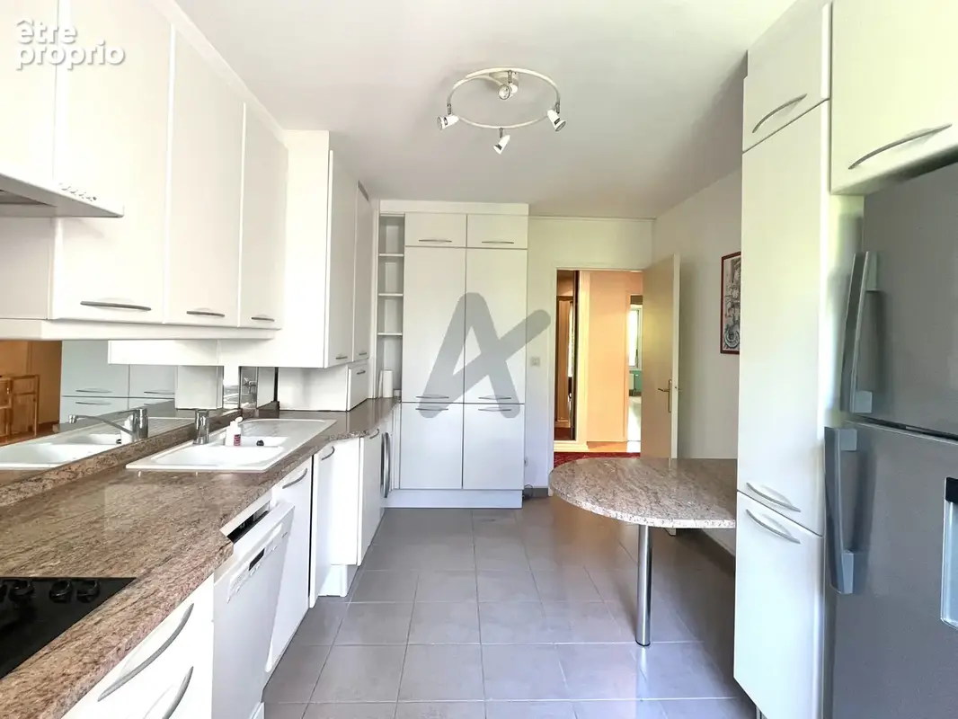 Appartement 5P 108m2  climatisé avec terrasse au calme et sans vis-à-vis - photo 9