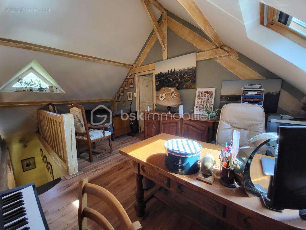 Maison à BOUZY-LA-FORET