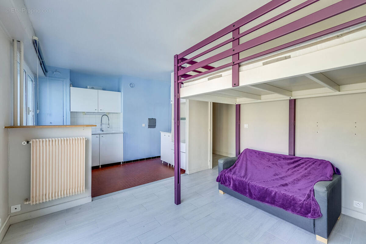 Appartement à PARIS-19E
