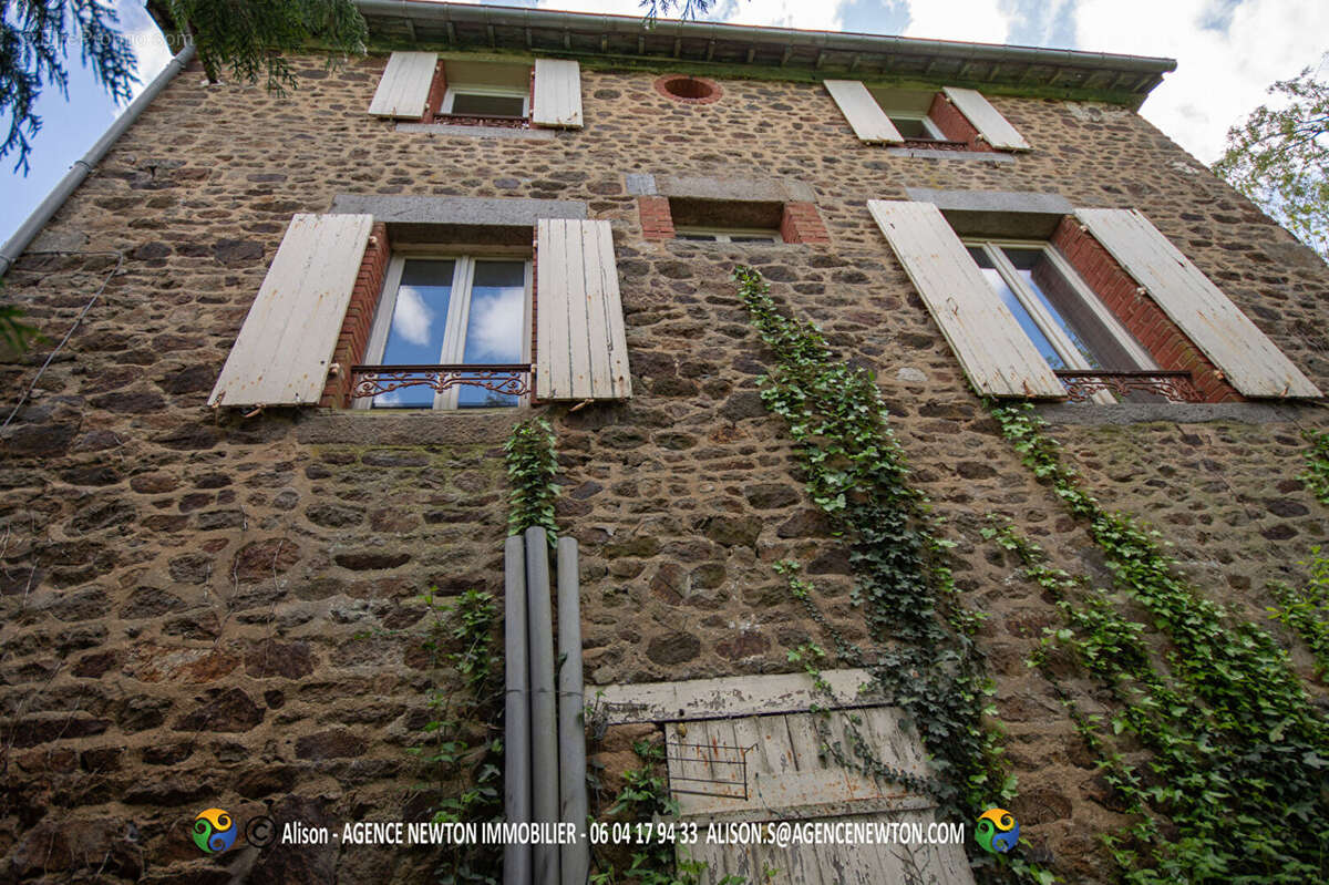 Maison à DUCEY