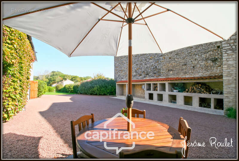 Maison à CHAMPIGNY-LE-SEC