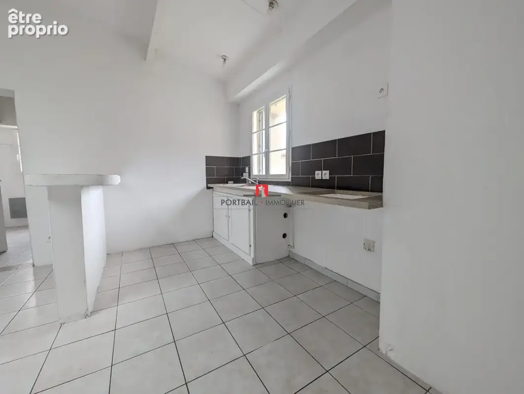 Appartement 147 m² à Berson  - photo 6