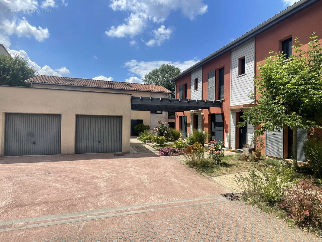 Maison à CHAMPAGNE-AU-MONT-D&#039;OR