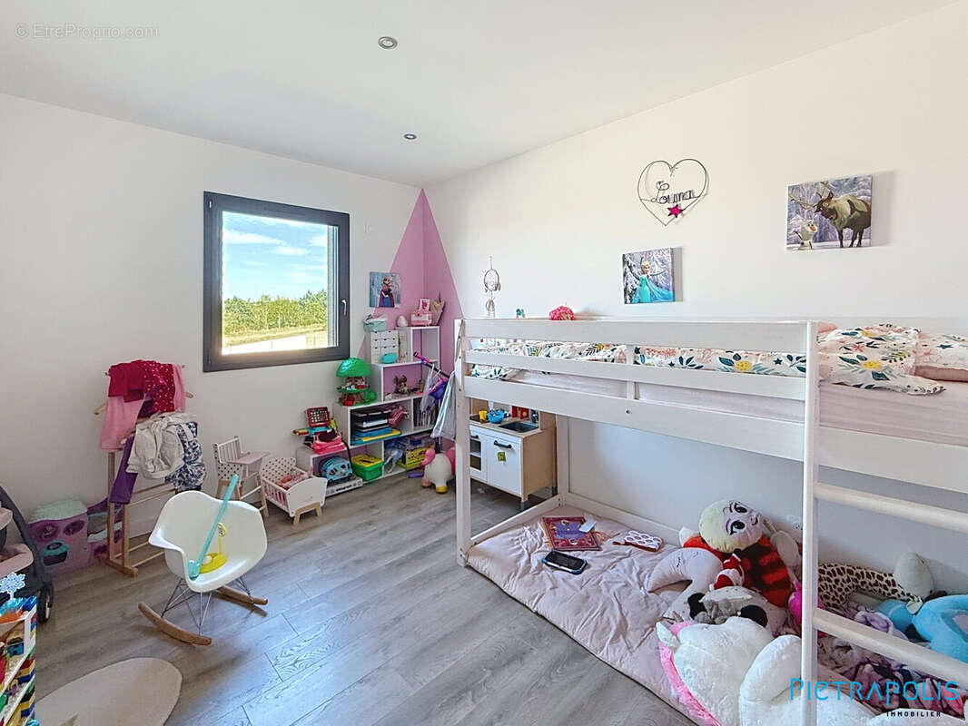 Maison à SAINT-SYMPHORIEN-DE-LAY