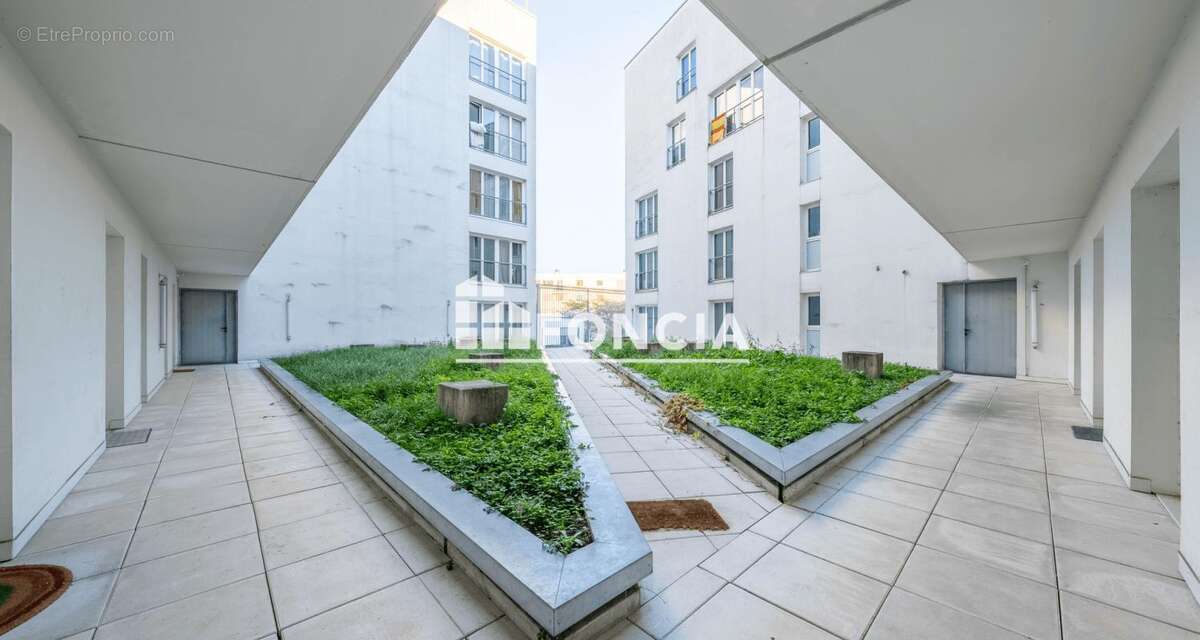 Appartement à BEGLES