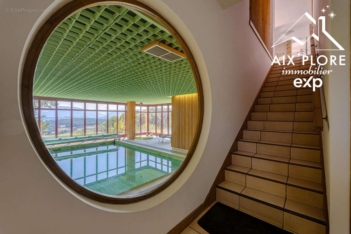 Maison 286 m² à Albens  - photo 6