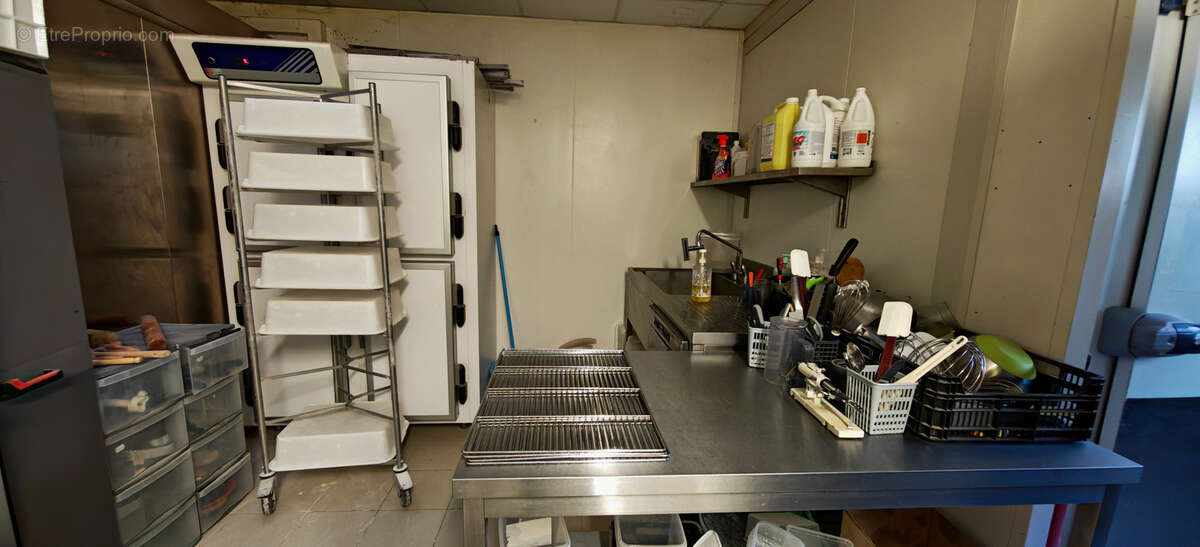 Commerce à SAINT-SULPICE-DES-LANDES