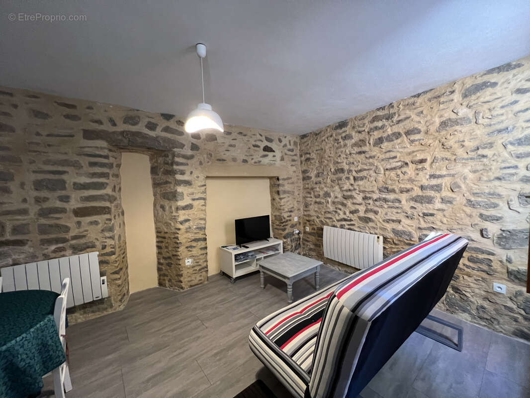 Maison à LAURE-MINERVOIS