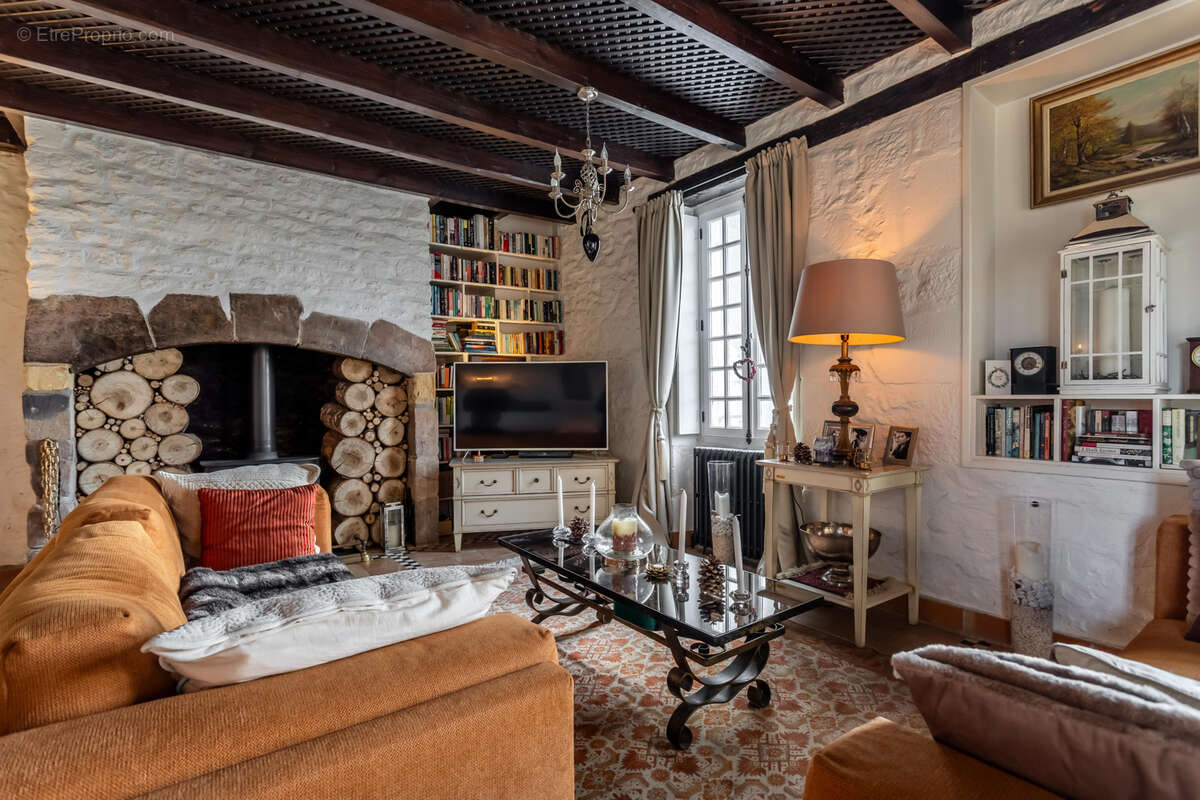 Maison à MONFLANQUIN