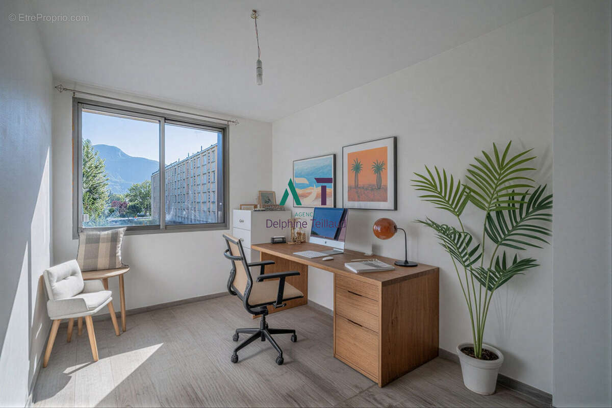 Appartement à FONTAINE