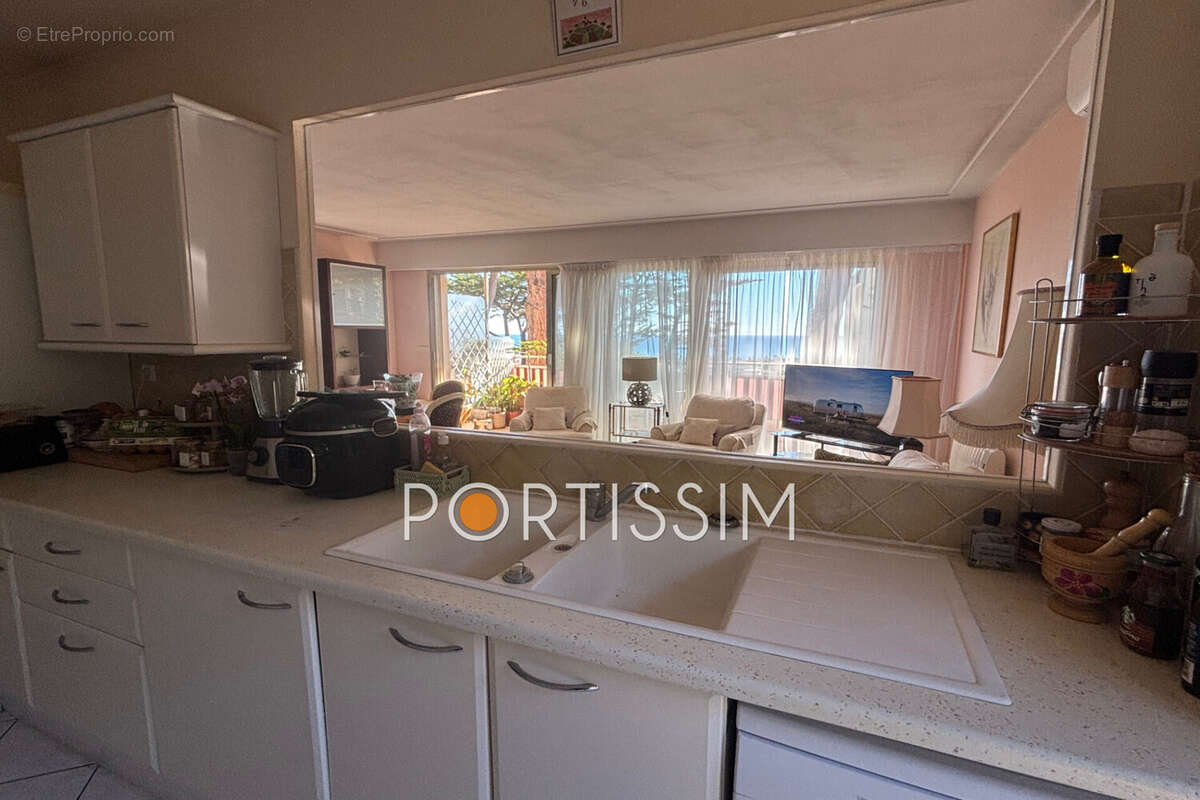 Appartement à VILLENEUVE-LOUBET