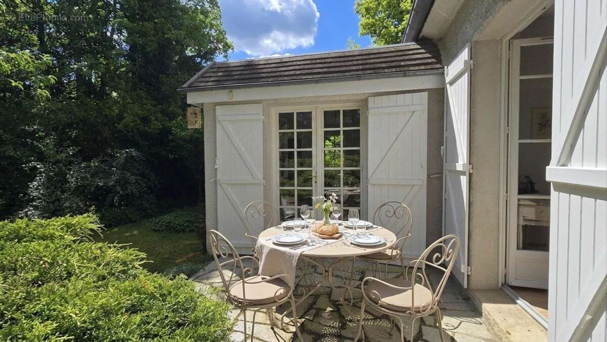 Maison à CHANTILLY
