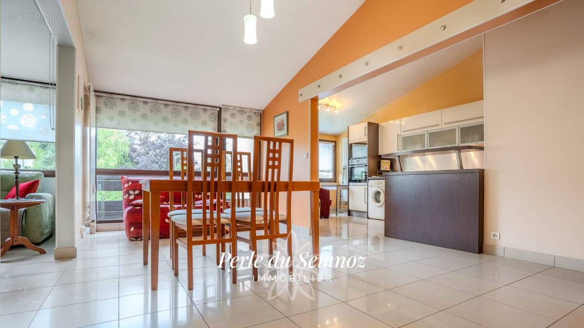 Appartement à SEYNOD
